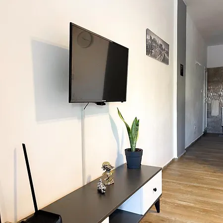 Luxury In Kyrenia Apartment *