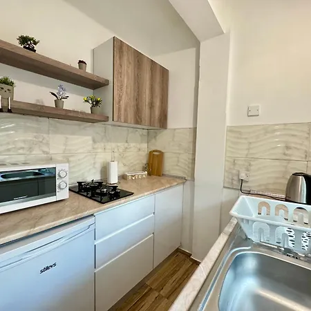 Luxury In Kyrenia דירה קיירניה