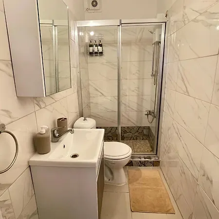 Апартаменты Luxury In Kyrenia