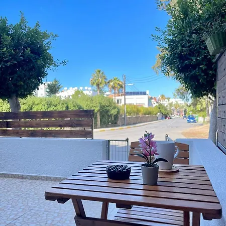 Luxury In Kyrenia * Kyrenia (Northern Cyprus)