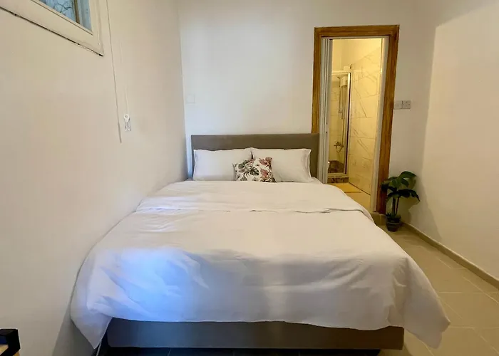 Luxury In Kyrenia * Kyrenia (Northern Cyprus)