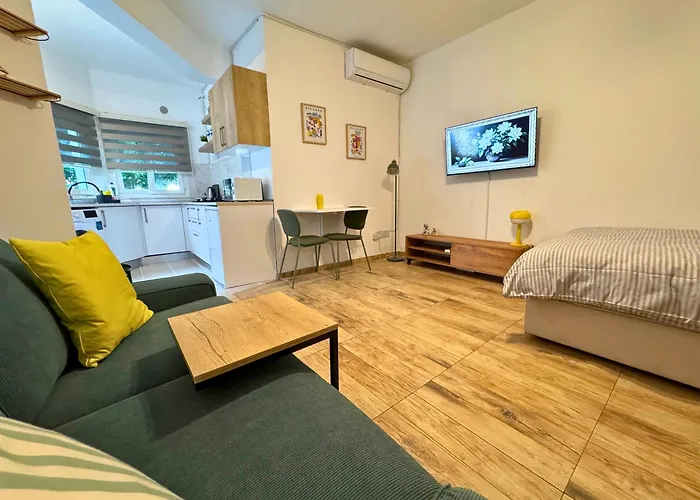 Luxury In Kyrenia Kyrenia (Northern Cyprus)